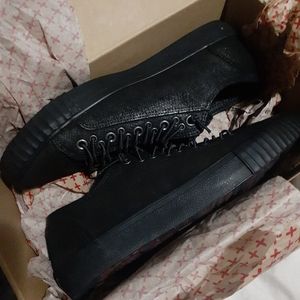 Sz 9.5 Mens John Varvatos Sneakers